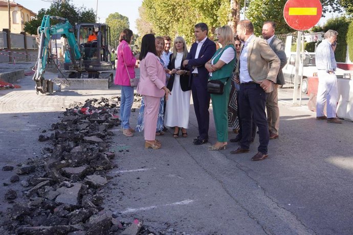 Visita a las obras para la implantación de una Zona de Bajas Emisiones en Armilla.