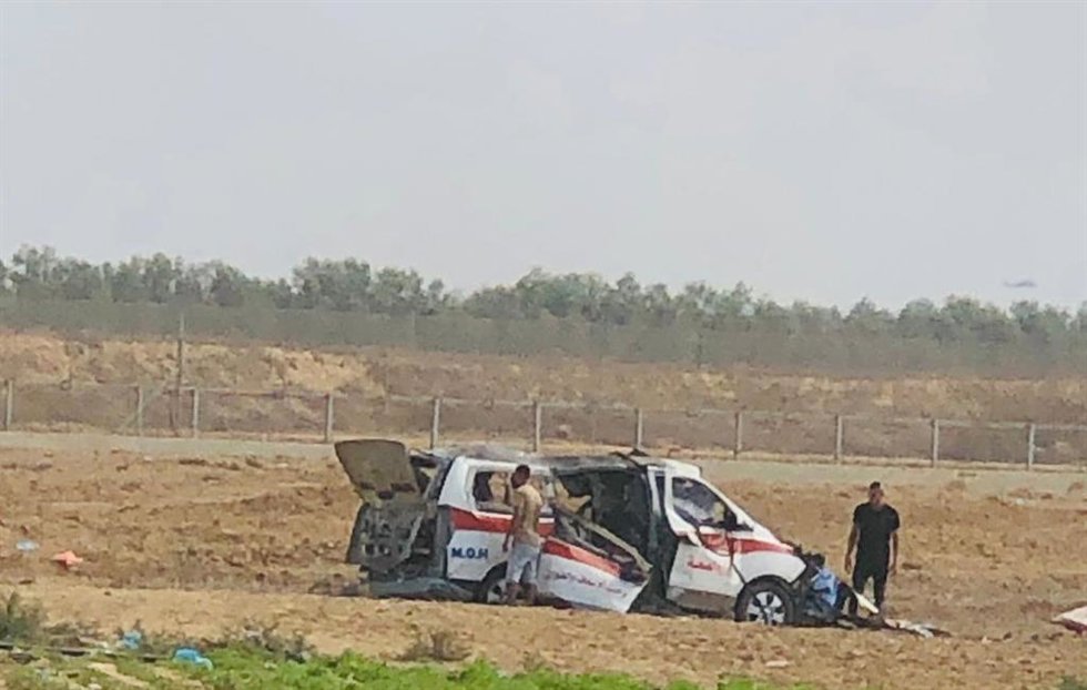 Ambulancia dañada en un ataque israelí en la Franja de Gaza