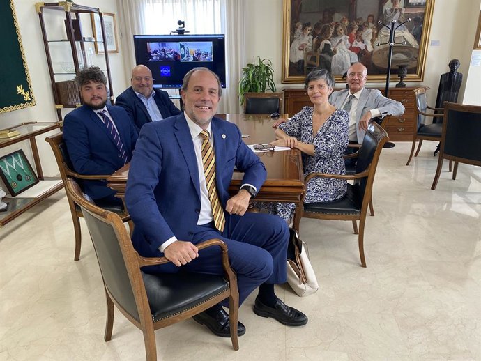 El Rector de la UJA, en la reunión 'online' mantenida con la Conae