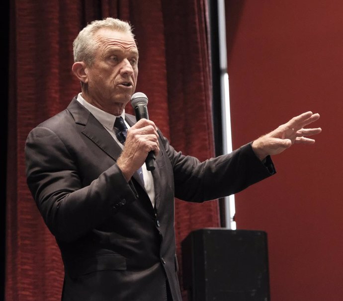 October 1, 2023, Atlanta, Georgia, USA: 2024 presidential candidate Robert F. Kennedy Jr speaks to the audience at Clark Atlanta University in Atlanta during a campaign event.