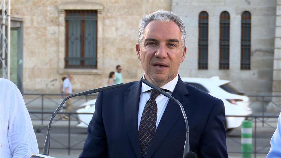 El coordinador general del PP, Elías Bendodo, en Valladolid.