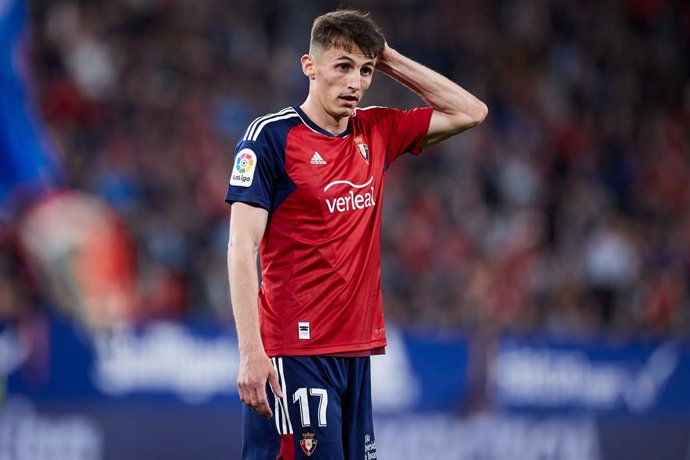 Archivo - Ante Budimir of CA Osasuna reacts during the La Liga Santander match between CA Osasuna and Athletic Club at El Sadar on May 25, 2023, in Pamplona, Spain.