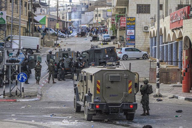 Fuerzas de Israel durante una manifestación de palestinos en Cisjordania