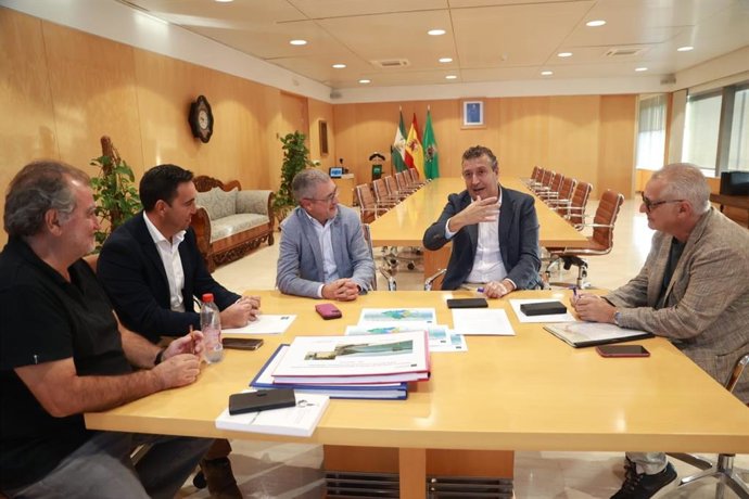 Javier Fernández reunido con Hugo Morán