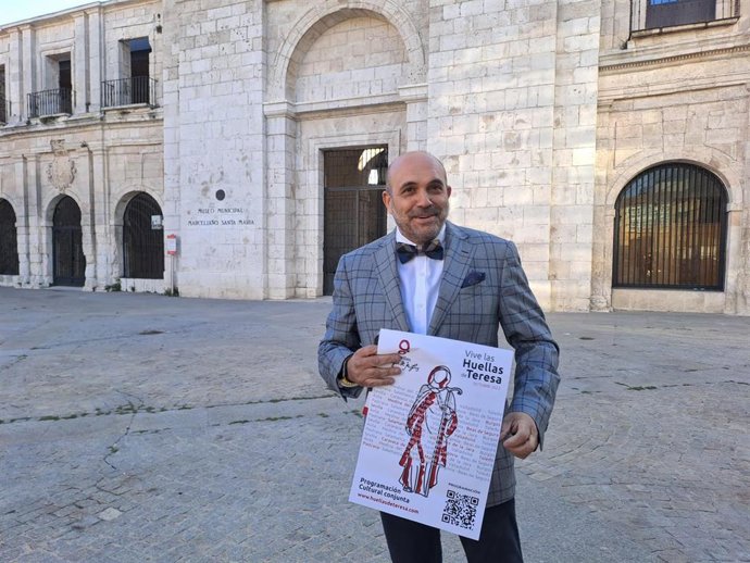 El concejal de Turismo, Fernando de la Varga, presenta la programación con motivo del Día de Santa Teresa