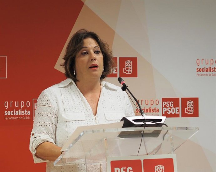 La viceportavoz parlamentaria del PSdeG, Begoña Rodríguez Rumbo, en rueda de prensa.