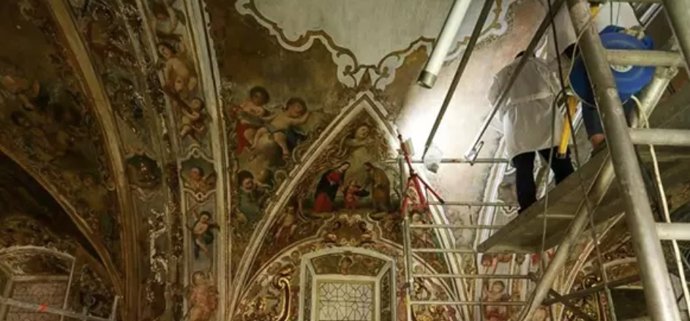 Pinturas murales de la Capilla San José, en Sevilla capital.