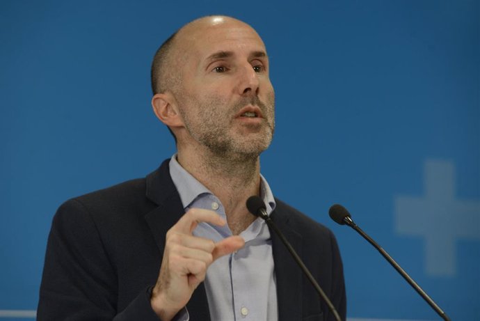 O alcalde de Ourense e líder de Democracia Ourensá (DO), Gonzalo Pérez Jácome, nunha comparecencia após manter unha reunión co presidente da Xunta, Alfonso Rueda, o 4 de outubro de 2023.