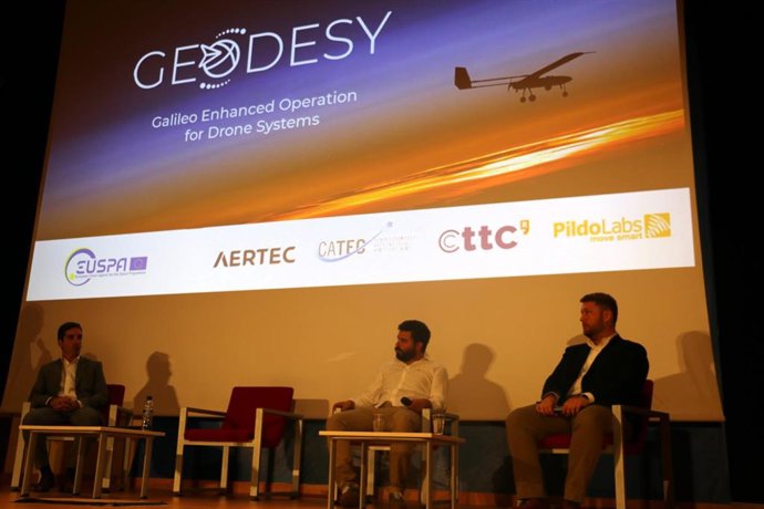 Aertec presenta, en la Semana Mundial del Espacio que se ha celebrado en Sevilla, el proyecto Geodesy.