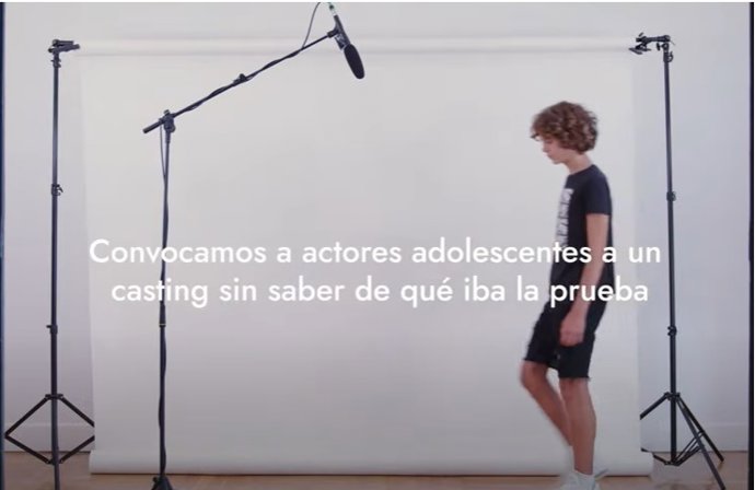 Captura del vídeo de la campaña 'El papel de tu vida' de ANAR.