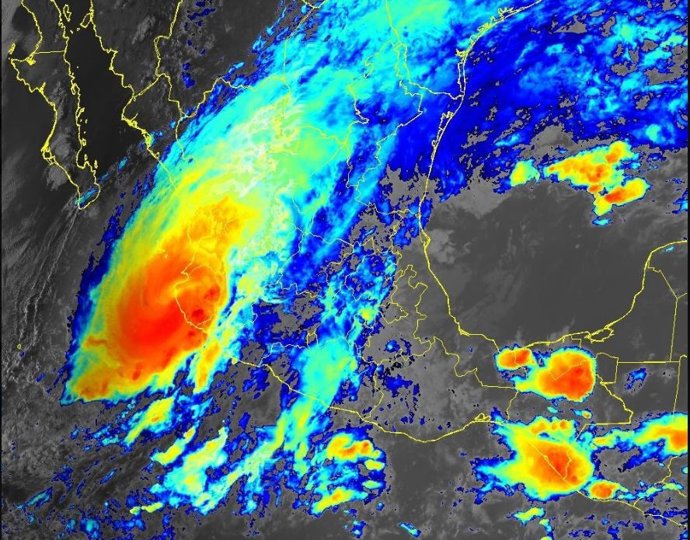 Ciclón Lidia a su paso por México