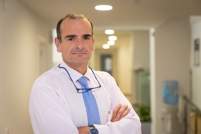 Archivo - El doctor Carlos O'Connor, de Quirónsalud