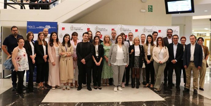 Cerca de 100 alumnos participan en una jornada de captación de talento en automoción en la Escuela de Ingenierías de la ULE