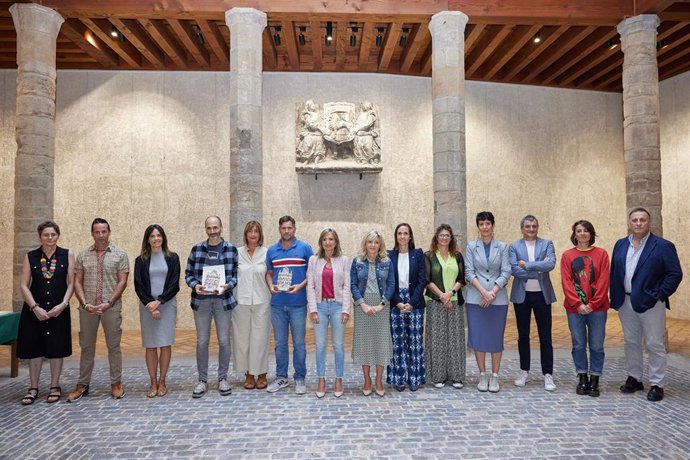 Entrega del XVII Premio Internacional de Poesía 'Ciudad de Pamplona'.