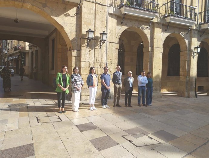 Concentración en solidaridad con las víctimas palestinas e israelíes.