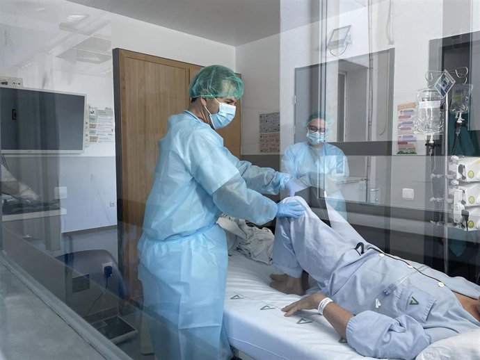 Sesión de ejercicio físico con fines terapéuticos.