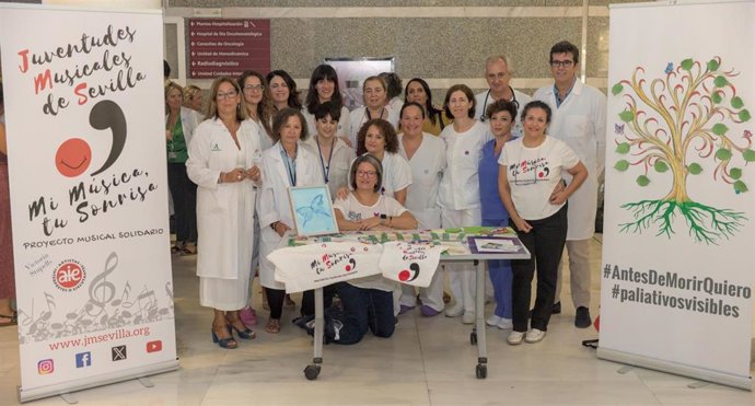 [Medios.Sevilla.Csalud] Los Profesionales Del Virgen Del Rocío Se Suman Al Día Mundial De Los Cuidados Paliativos