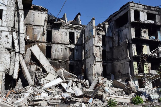 September 26, 2023, Orikhiv, Zaporizhzhia, Ukraine: A view of an apartment building that was damaged by Russian shelling in Orikhiv. The situation in the ongoing counteroffensive near Orikhiv in western Zaporizhia region, led by Ukrainian armed forces, is