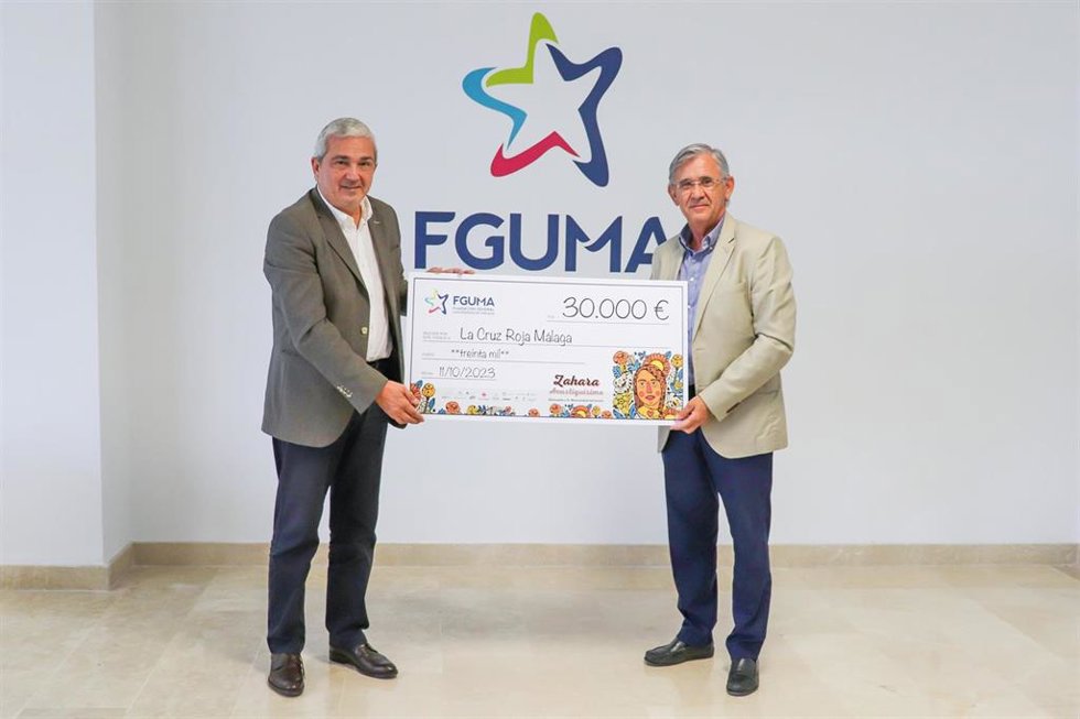 La Fundación General de la UMA entrega 30.000 euros a Cruz Roja Málaga del conciertos solidario de Zahara