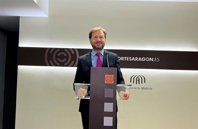 El portavoz parlamentario del PP Aragón, Fernando Ledesma.