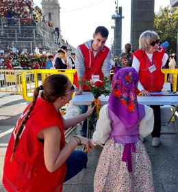 Cruz Roja habilita un espacio para facilitar la Ofrenda de Flores a menores y personas con movilidad reducida