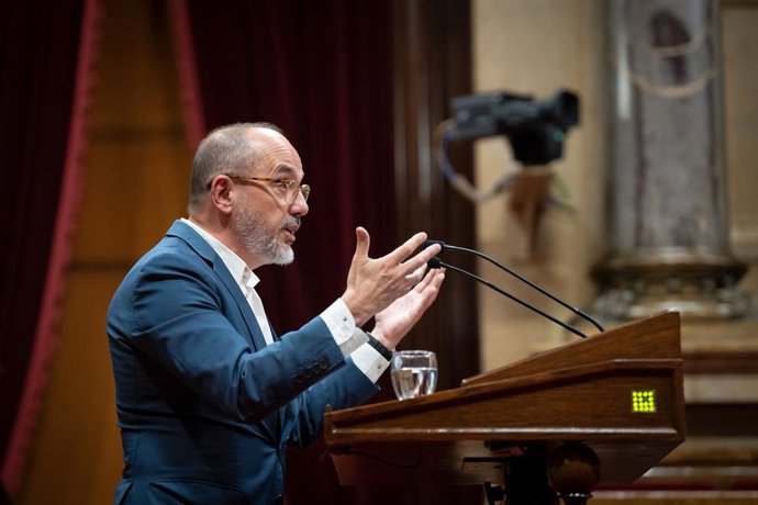 Archivo - El conseller de Drets Socials, Carles Campuzano 
