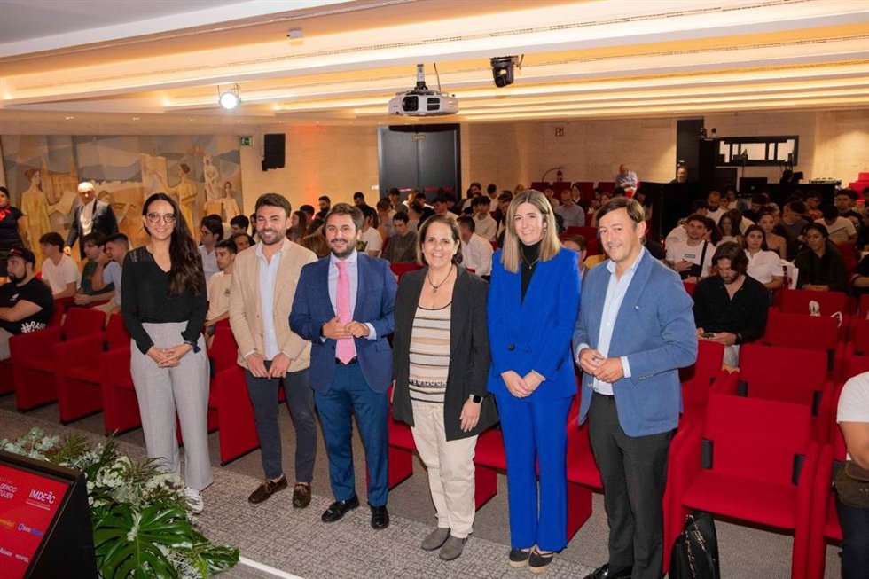 Inauguración del V Foro de Comercio Electrónico.