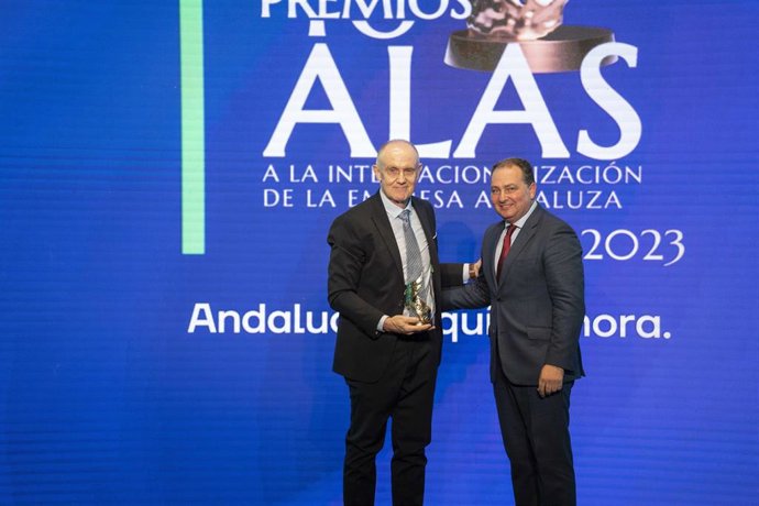 Entrega del Premio Alas a Única Fresh