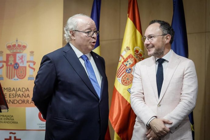 El embajador y el jefe de Gobierno