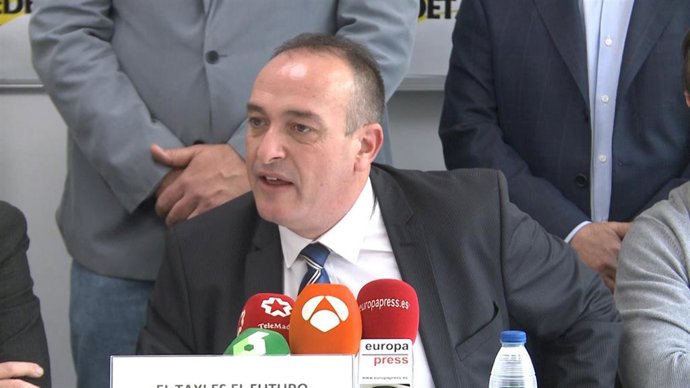 Archivo - Miguel Ángel Leal, expresidente de la Asociación Gremial del Autotaxi