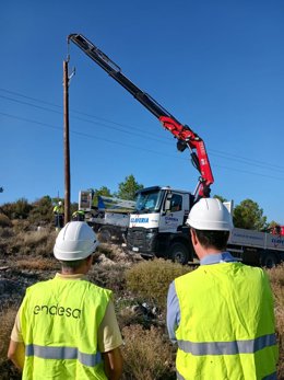 Endesa invierte 115.000 euros para mejorar la calidad en la comarca de sierra de Albarracín (Teruel)
