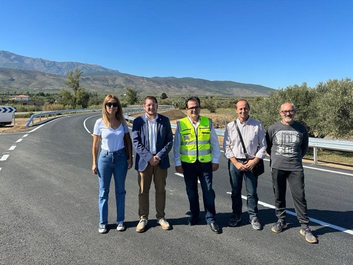 Diputación mejora la seguridad en la carretera que da acceso a Abrucena desde Abla y la A-92