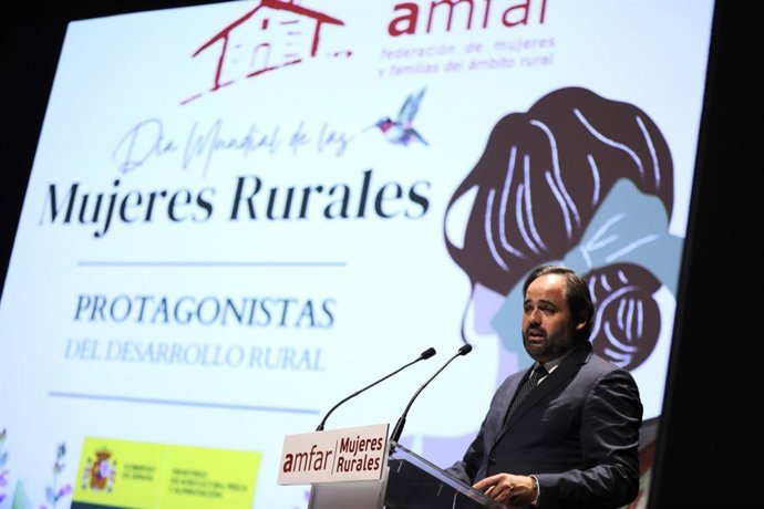 El presidente del PP en el acto del Día de la Mujer Rural que el partido ha celebrado en Tomelloso.