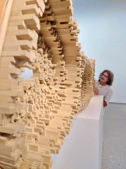 Santocildes, con una de sus obras.