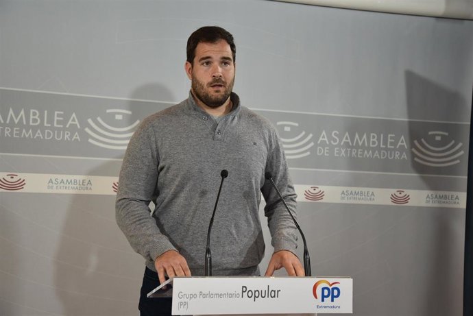 Archivo - El alcalde de Montijo, Javier Cienfuegos, en una imagen de archivo.