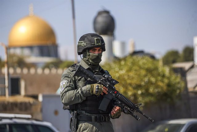Un militar israelí en Jerusalén