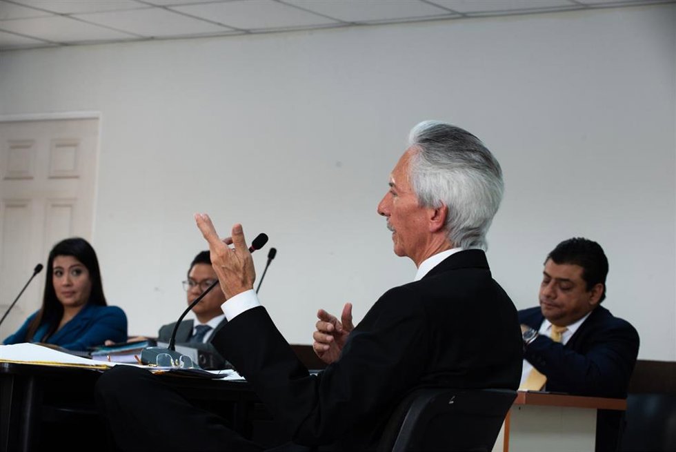 Archivo - El periodista, José Rubén Zamora, en el juicio que se le acusaba de lavado de dinero