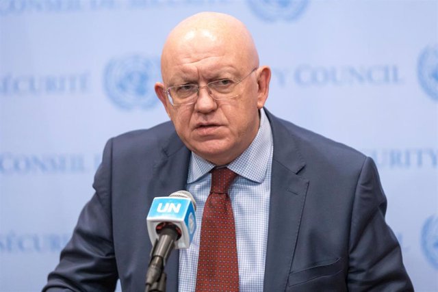 El embajador de Rusia ante las Naciones Unidas, Vasily Nebenzya,  tras la reunión del Consejo de Seguridad del 13 de octubre de 2023.
