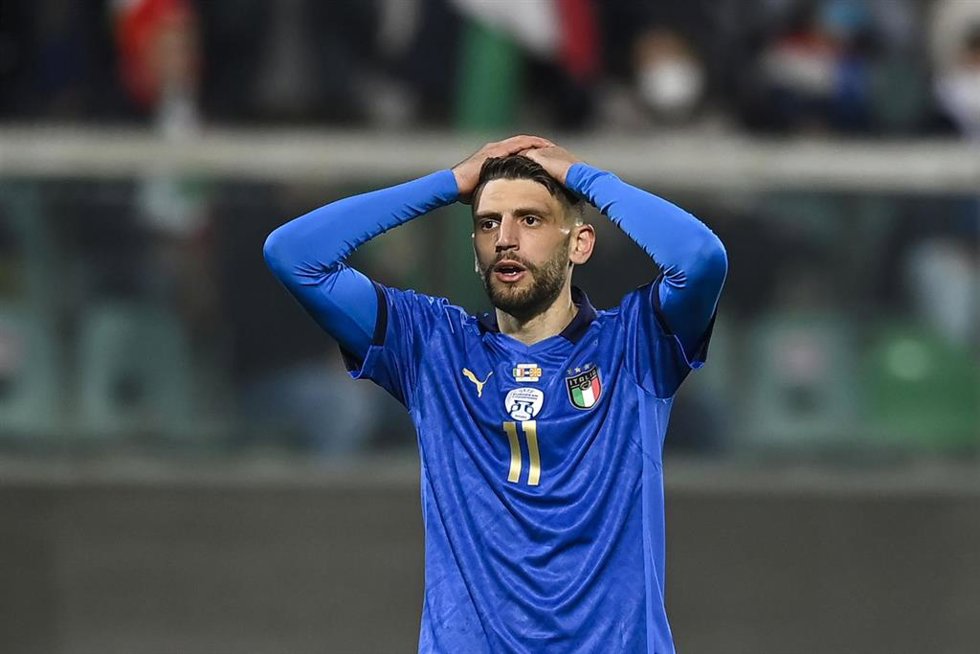 Archivo - Domenico Berardi, durante un partido con la selección italiana.