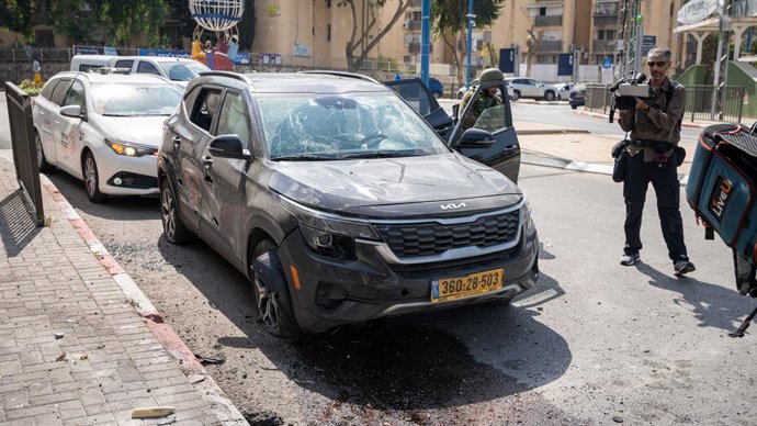 October 11, 2023, Sderot, Israel: On Thursday, Hamas damaged the city of Sderot in Israel during a rocket attack. In the rocket attack of this group, a car was destroyed, and at least four people were injured. According to the hospital officials of this
