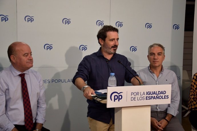 El secretario general del PP de Málaga, José Ramón Carmona, en un acto en Antequera