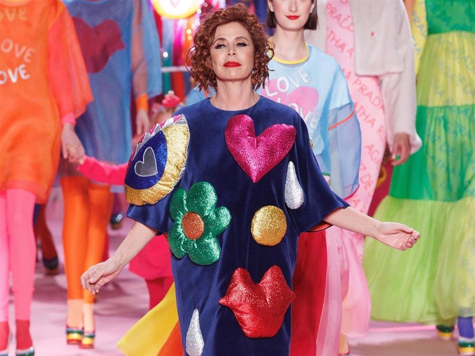 Archivo - Ágatha Ruiz de la Prada saluda al final de su desfile en el marco de la MBFW Madrid Europa Press Reportajes / Europa Press (Foto de ARCHIVO) 16/2/2023