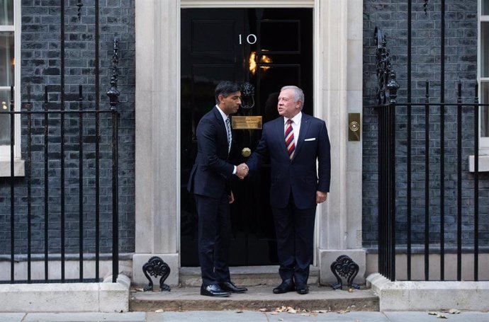 El primer ministro de Reino Unido, Rishi Sunak, recibe al rey Abdalá II de Jordania