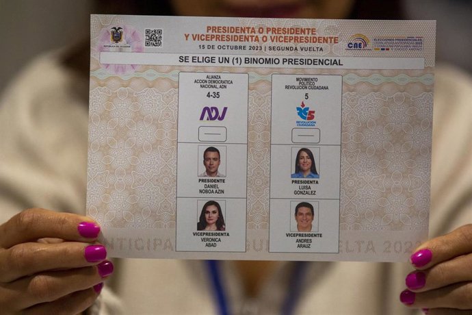 Papeleta de la segunda vuelta de las elecciones presidenciales de Ecuador