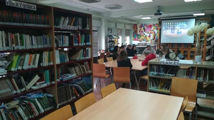 Archivo - Los centros educativos pueden inscribirse hasta el viernes como observadores en el programa de formación '¡Muévete!'
