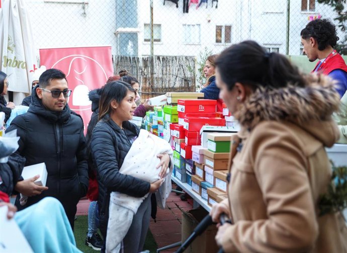 Archivo - Familias vulnerables en Madrid