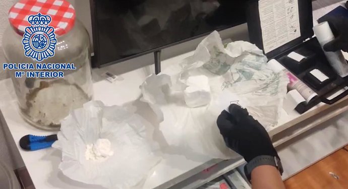 Desarticulada una banda de 'telecoca' que proveía drogas a clientes del centro de Madrid en patinete eléctrico