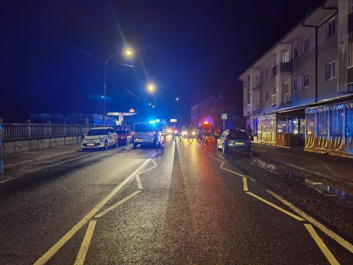 Atropello mortal a un mujer de 95 años de edad, cuando cruzaba un paso de peatones en la N-640 en Cuntis (Pontevedra).