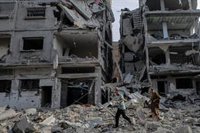 Desenes de palestins morts després d'una nit de bombardejos contra la Franja de Gaza