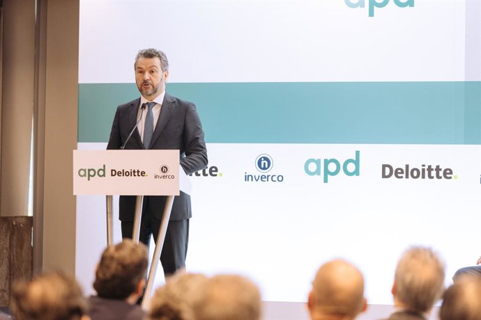 El presidente de la CNMV, Rodrigo Buenaventura, el 16 de octubre durante su intervención en el XIII Encuentro Nacional de la Inversión Colectiva, organizado por APD, Inverco y Deloitte.